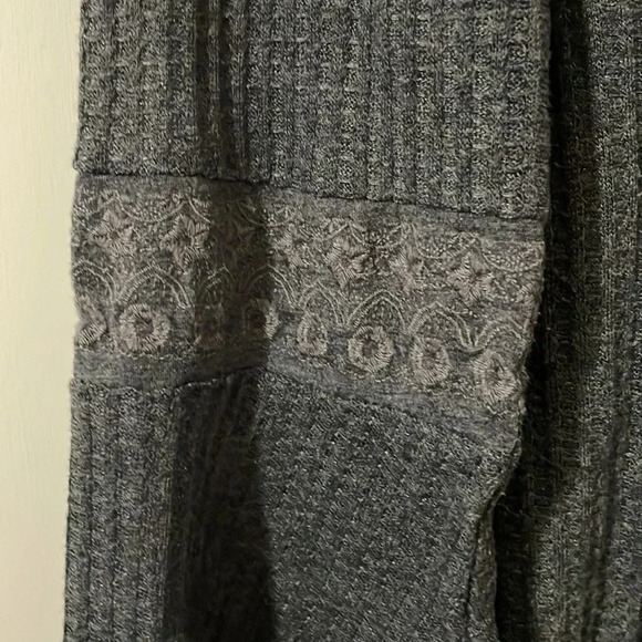 Lucky Brand Womens Flare Sleeve Casual Thermal Top Size L - Picture 5 of 6